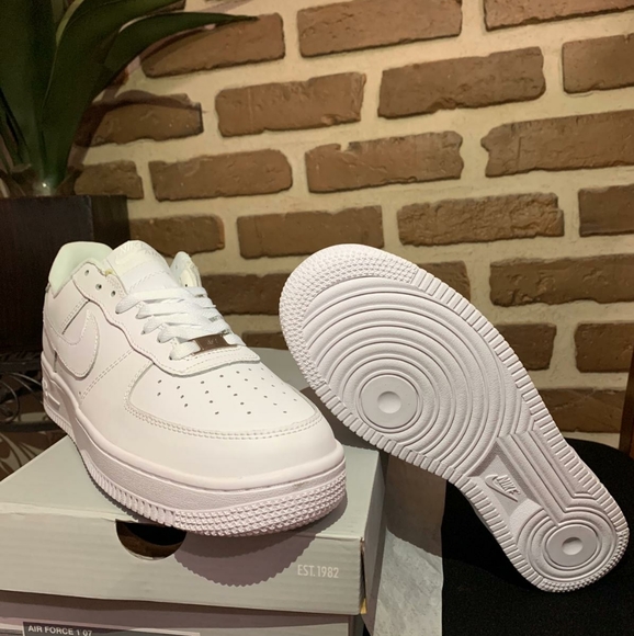 Brand new low top all white air forces - Picture 2 of 4